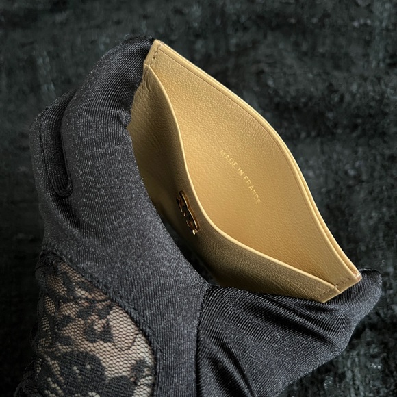 Auth Chanel Vintage Classic CC Logo Beige Flat Card Holder - Excellent - Picture 9 of 13